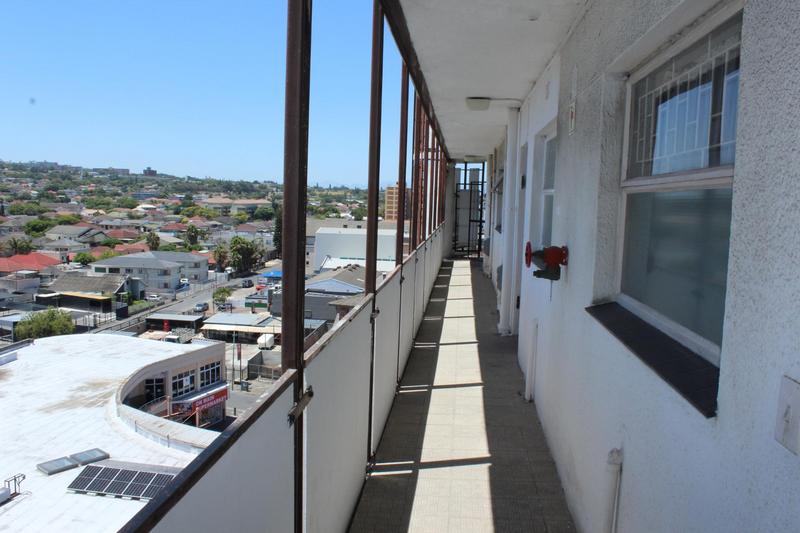 1 Bedroom Property for Sale in Fairfield Estate Western Cape